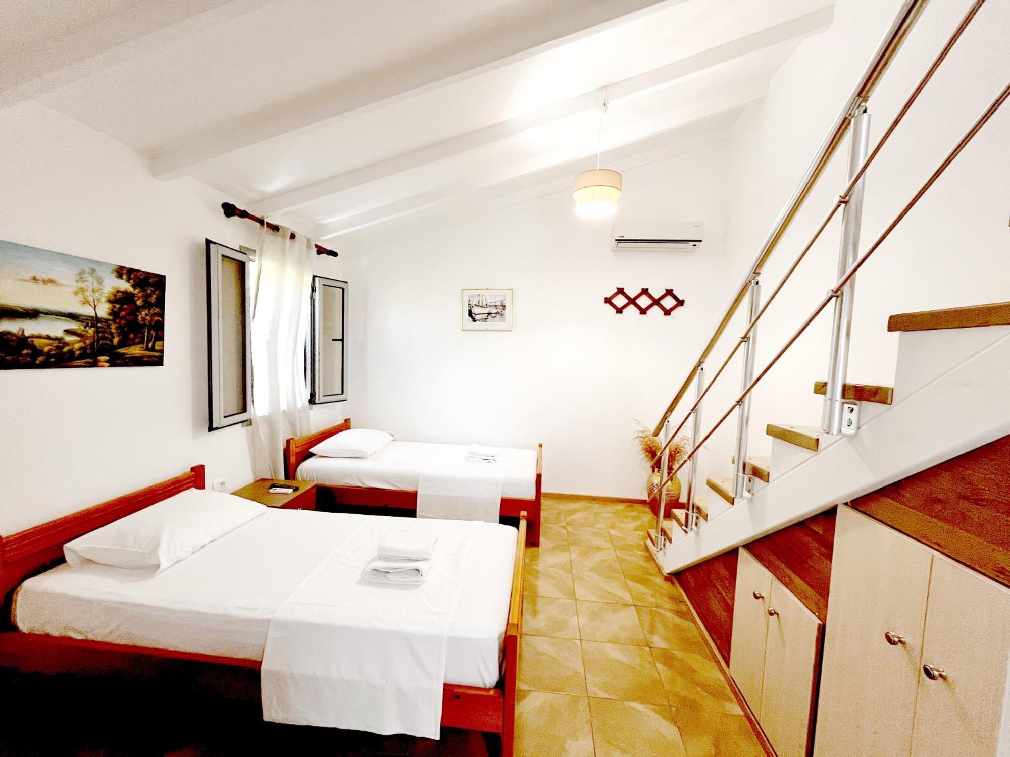 Garden Rooms Himarë Dış mekan fotoğraf