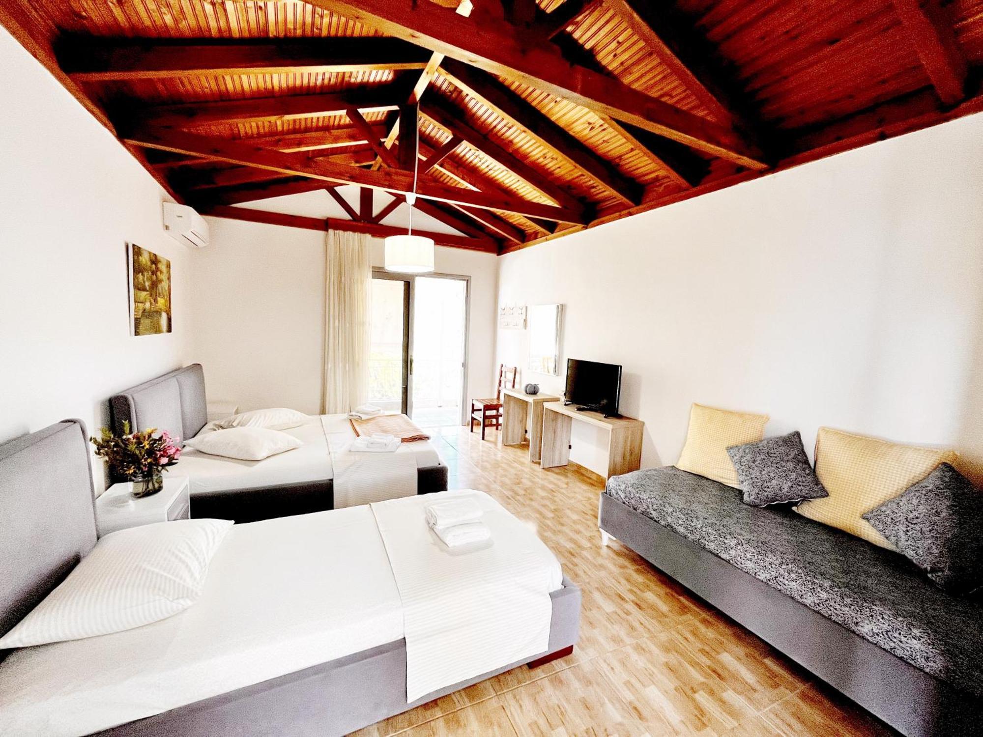 Garden Rooms Himarë Dış mekan fotoğraf