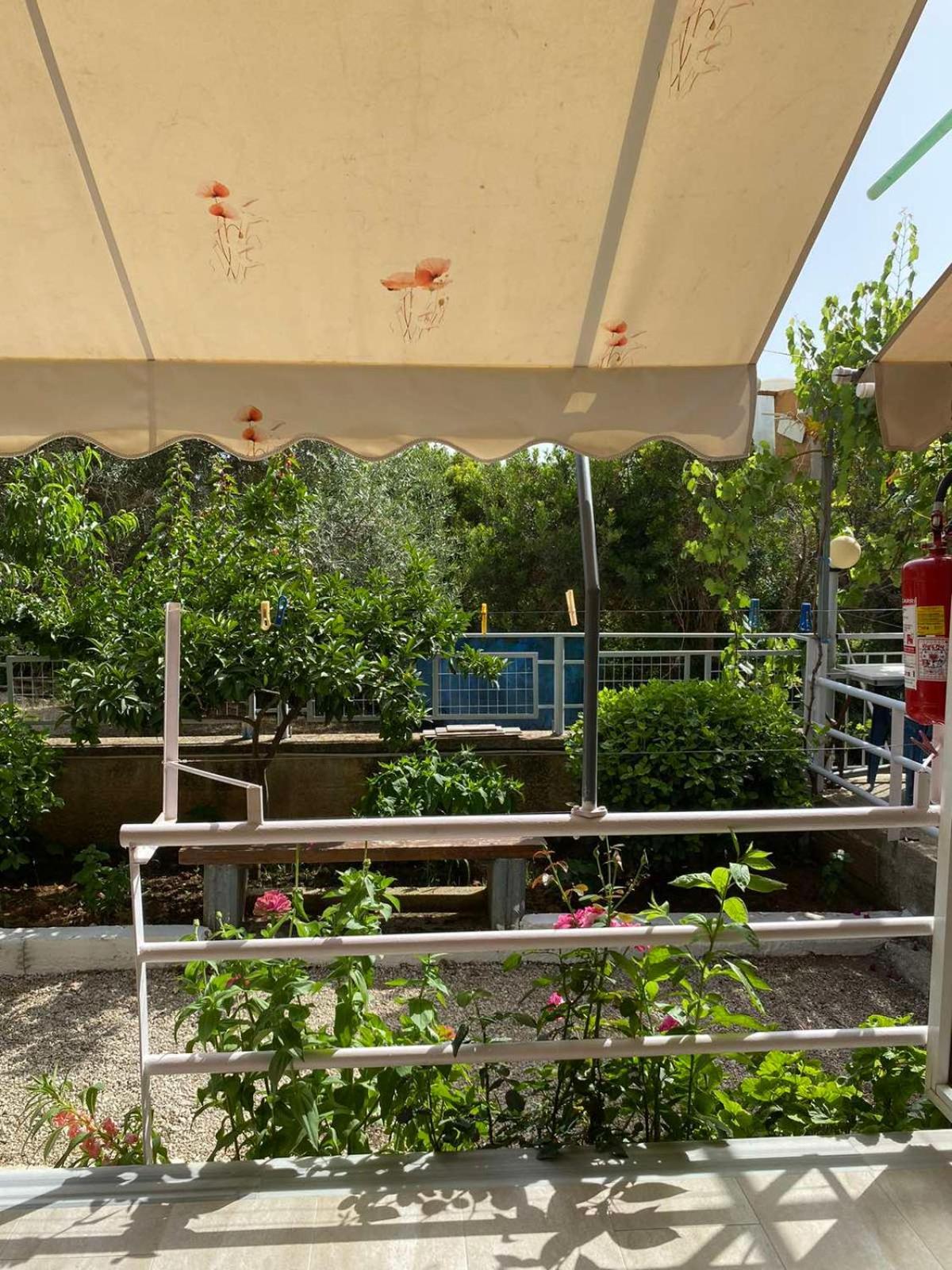 Garden Rooms Himarë Dış mekan fotoğraf